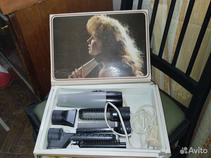 Фен юность с насадками)