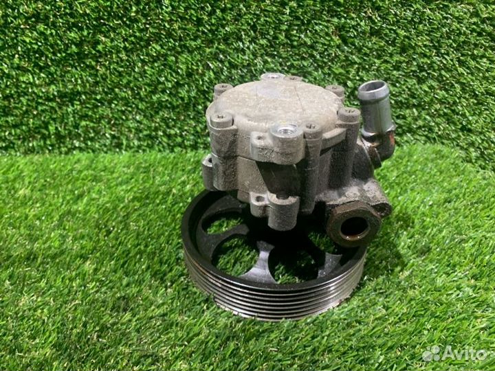 Насос гидроусилителя Renault Duster