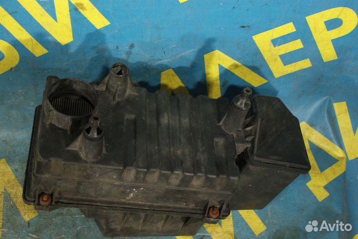 Корпус воздушного фильтра Ford Focus 1