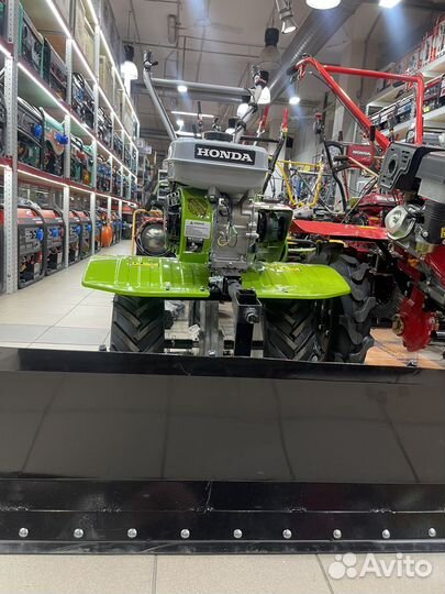 Мотоблок Honda+отвал для снега