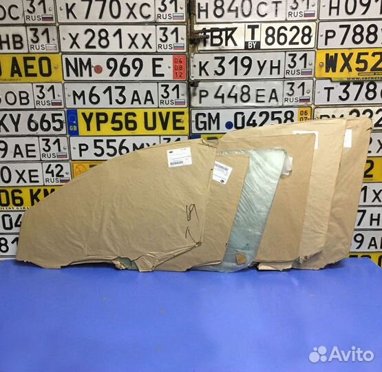 Стекло боковое опускное для Daihatsu левый руль