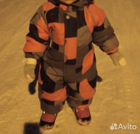 Зимний комбинезон для девочки