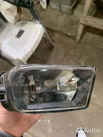 Фара противотуманная правая BMW 5 E39