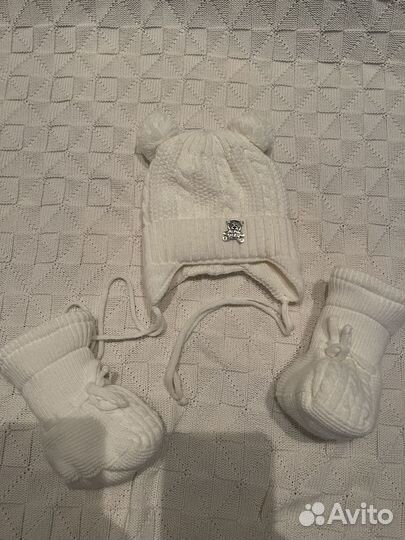 Комплект шапка, пинетки