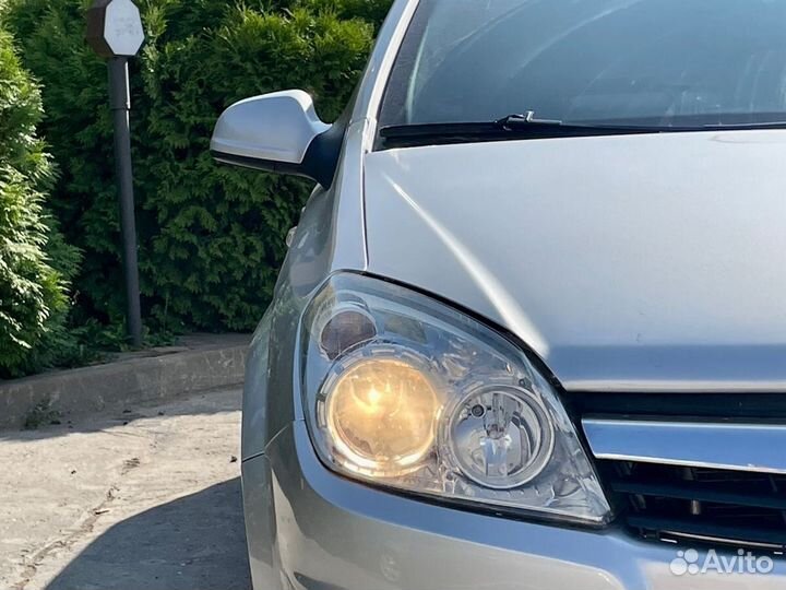 Opel Astra 1.8 AT, 2011, 146 188 км