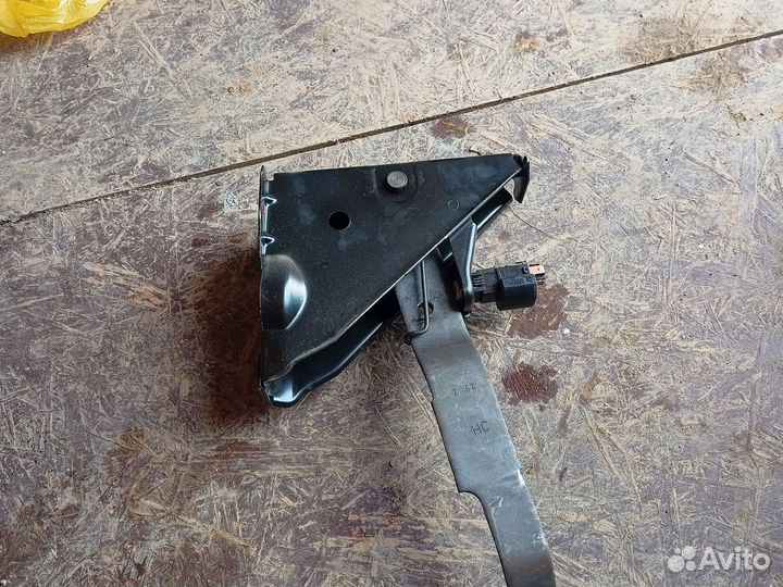 Педаль тормоза opel omega b