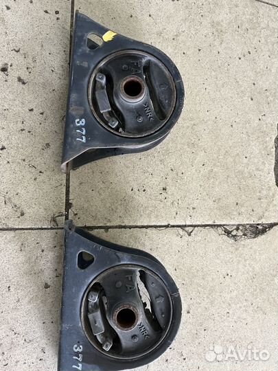 Подушка двигателя grandis