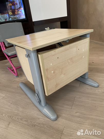 Растущая парта и стул дэми