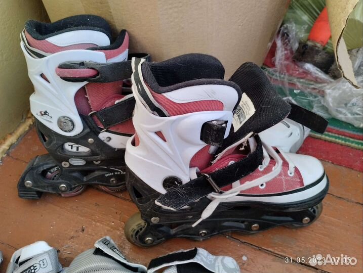 Роликовые коньки