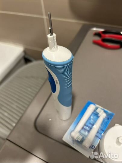 Зубная щетка oral b