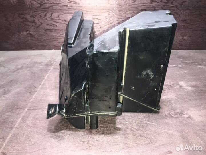 Сабвуфер Audi A6 C5 ALF 2400 1997