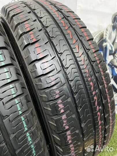 Michelin Agilis Camping 215/70 R15C 109Q