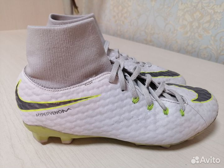 Бутсы Nike 37 размер