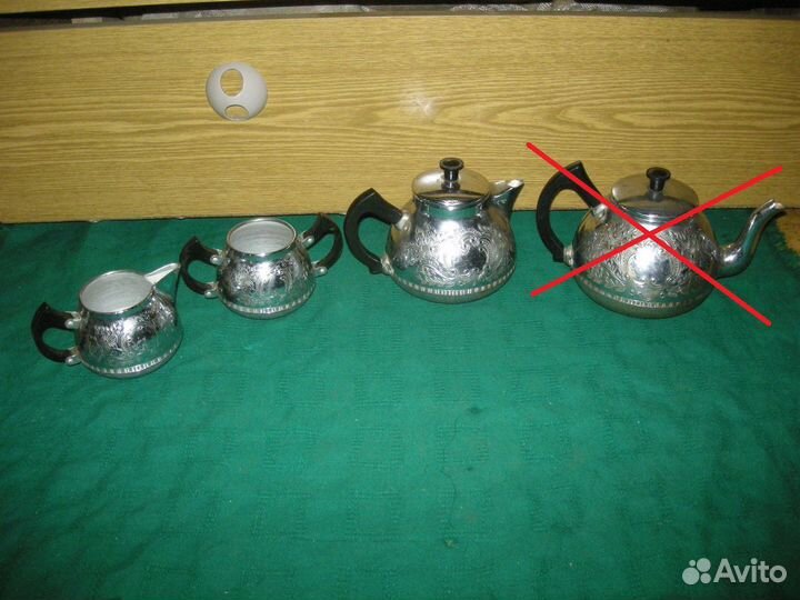 Чайники кувшины пластиковые ножи тарелки кружки