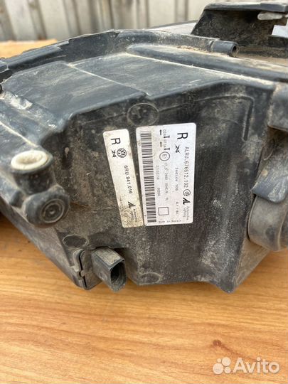 Фара правая Volkswagen Polo 2010-2015 седан