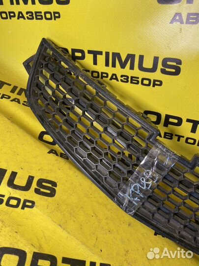 Решетка радиатора Chevrolet Cruze