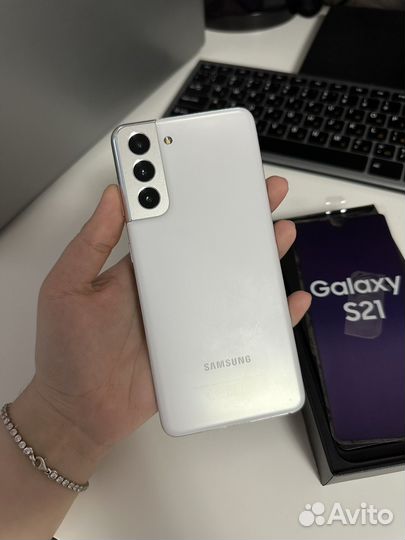 Телефон Samsung galaxy s21 256