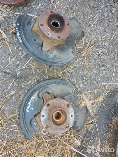 Поворотный кулак