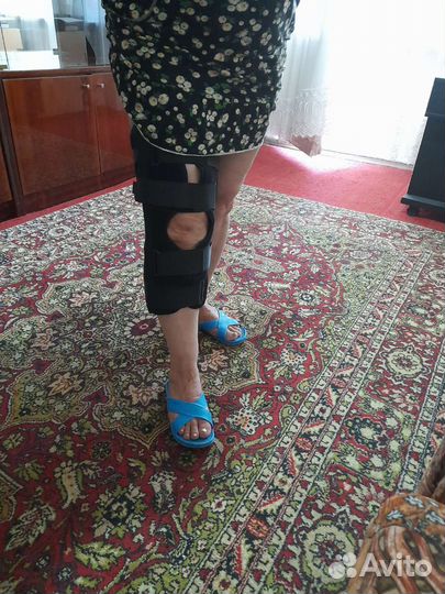 Коленный ортез