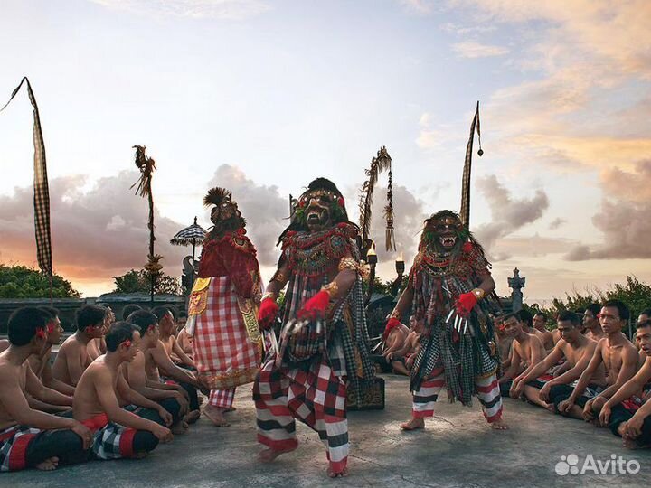 Экскурсия — Бали — Храм Улувату и пляж Паданг-Пада