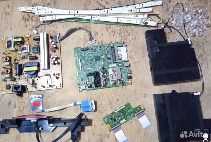 Платы от телевизора LG LED Model: 42LB565V