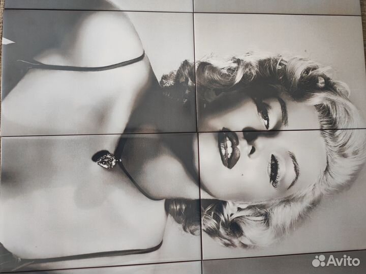 Панно из кафельной плитки