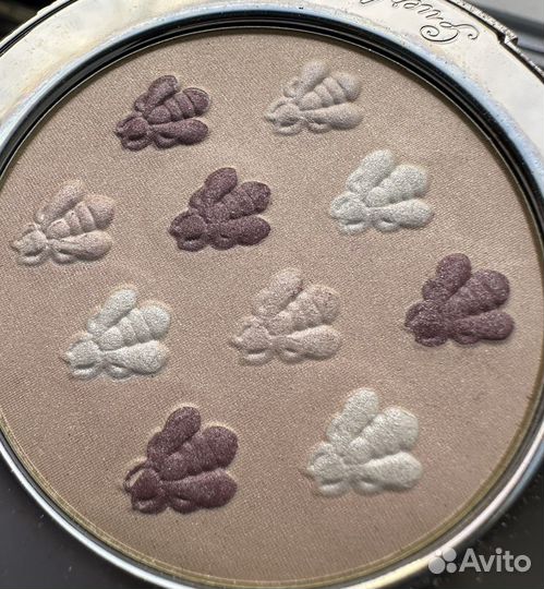 Guerlain meteorites пудра compact poudre d'or