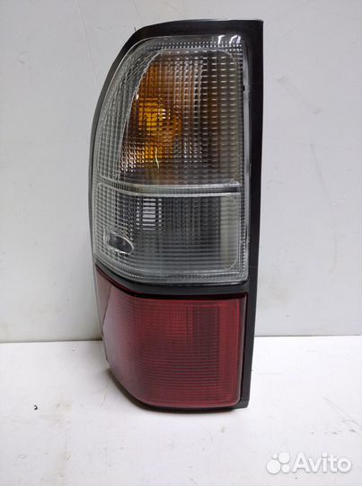 Фонарь задний Toyota Land Cruiser Prado (90)