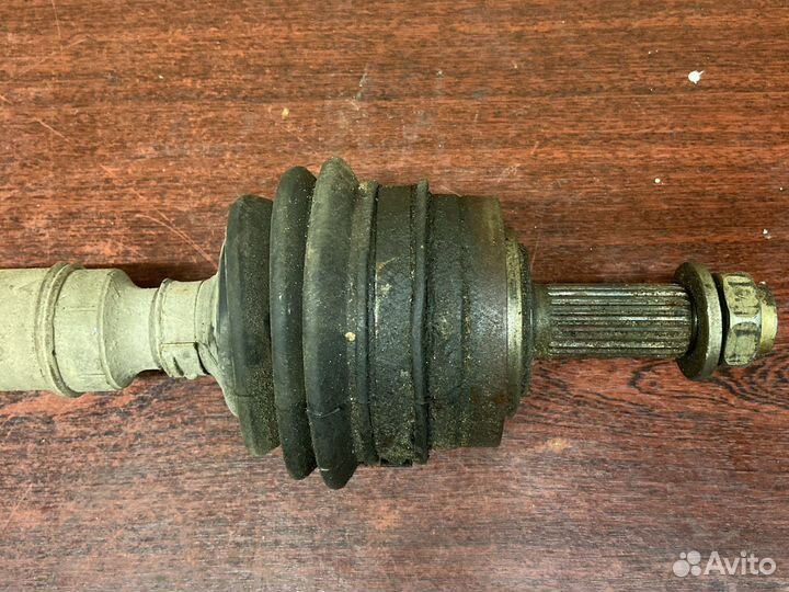 Правый привод лада приора