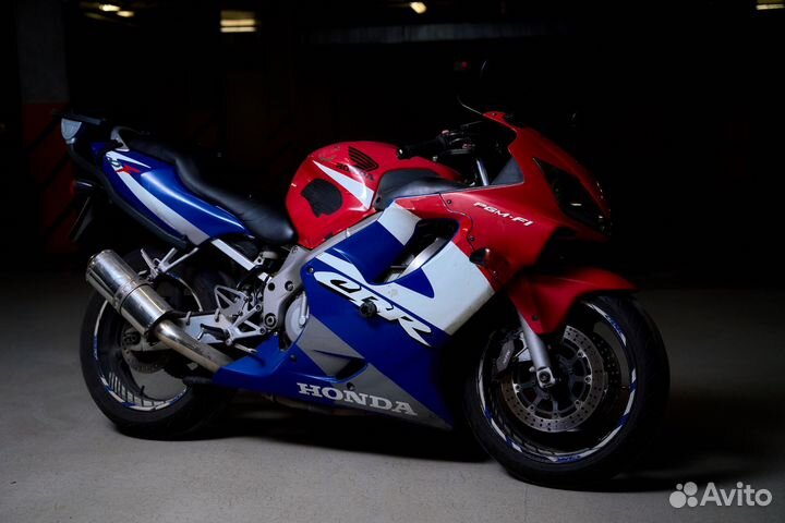 Honda CBR 600F4i