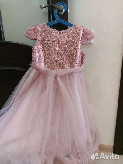 Платье для девочки на выпускной в детский сад