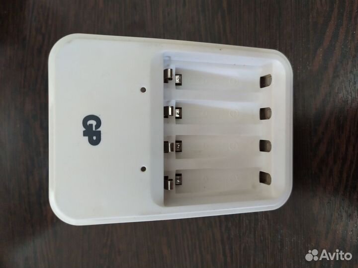 Зарядное устройство для аккумуляторных батареек