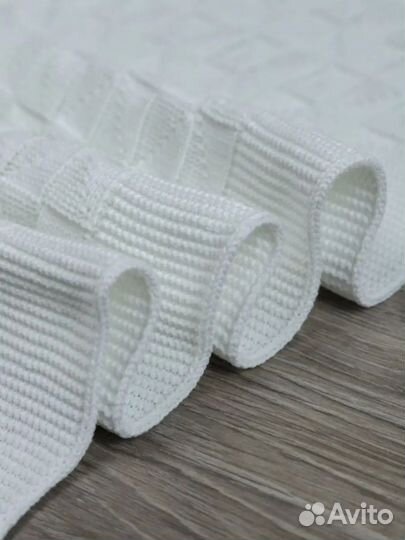 Плед вязаный для малыша новый