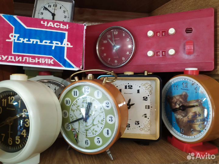 Часы Будильники Янтарь механика СССР