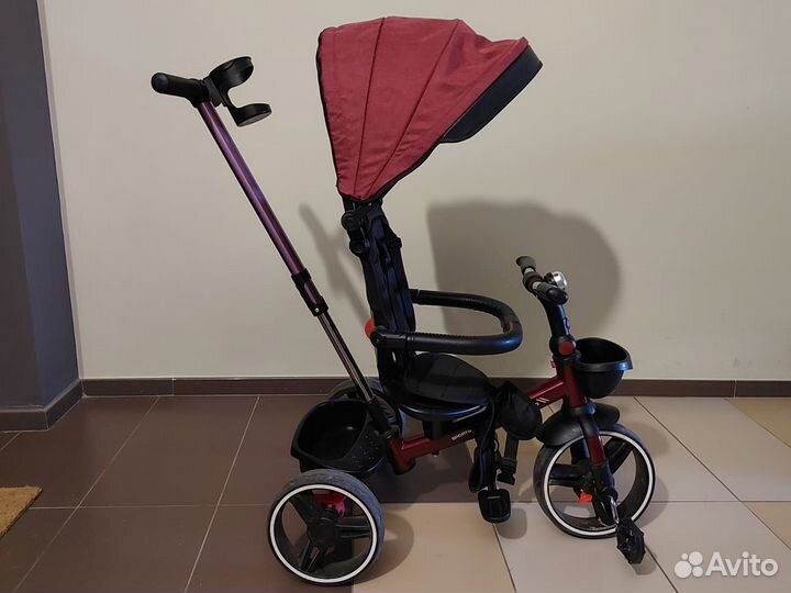 Детский велосипед трехколесный с ручкой
