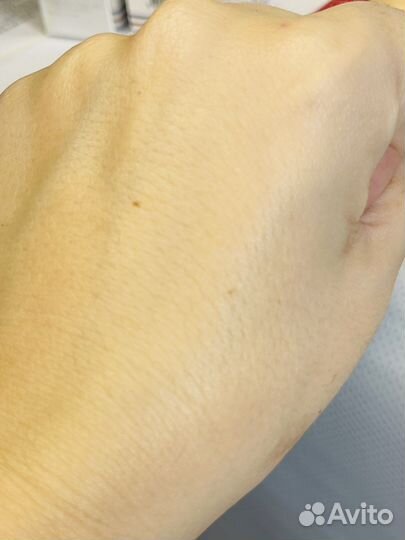 Skin1004 Легкий spf 50++++ крем сыворотка centella