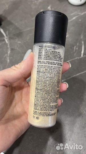 MAC спрей для лица с золотыми частицами