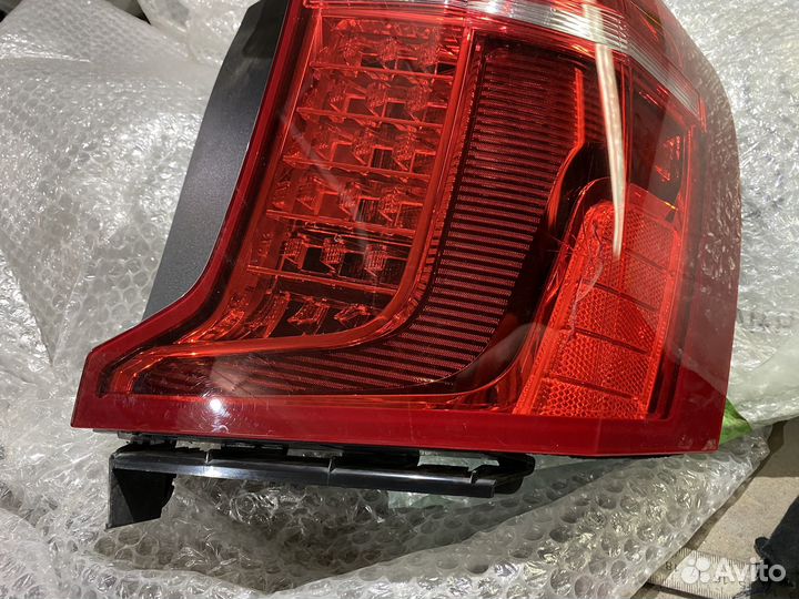 Фонарь правый Volvo XC90 2 (2014-н.в.)