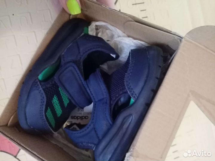 Сандалии adidas для мальчика