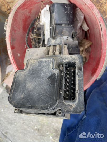 Блок ABS Volkswagen - Audi (vag)