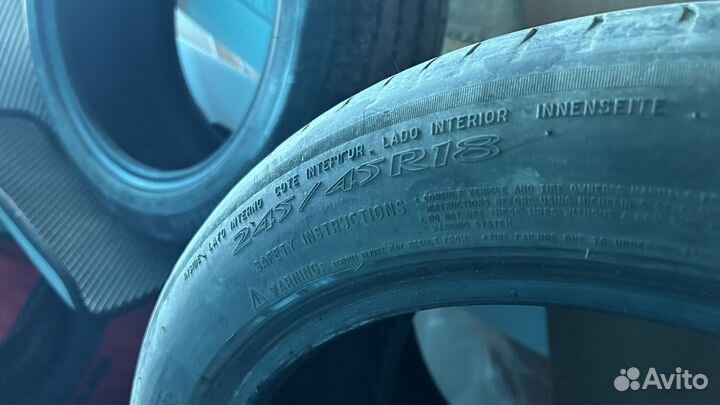 Michelin XW4 245/45 R18