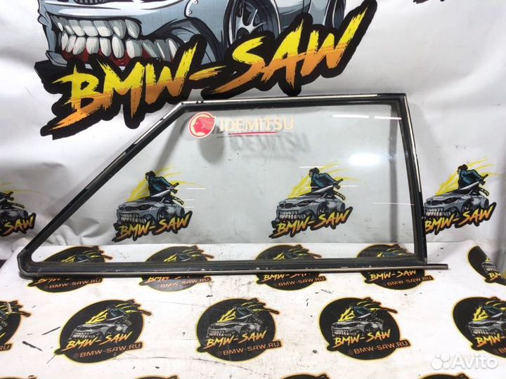 Форточка задняя правая Audi Coupe 81/85 1985