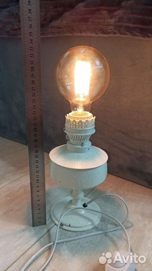 Светильник керосиновая лампа