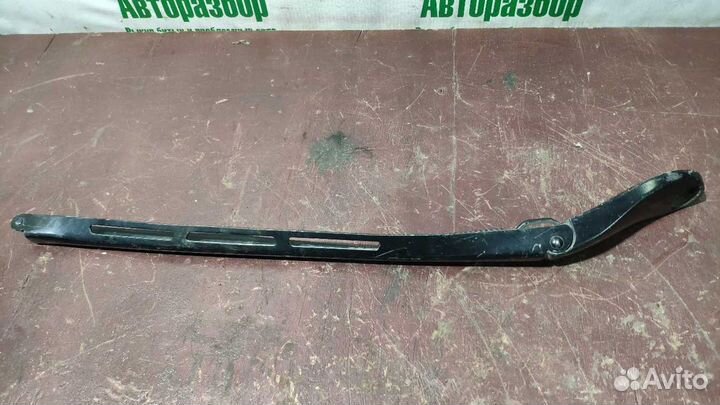 Поводок передний левый Audi a8 D3