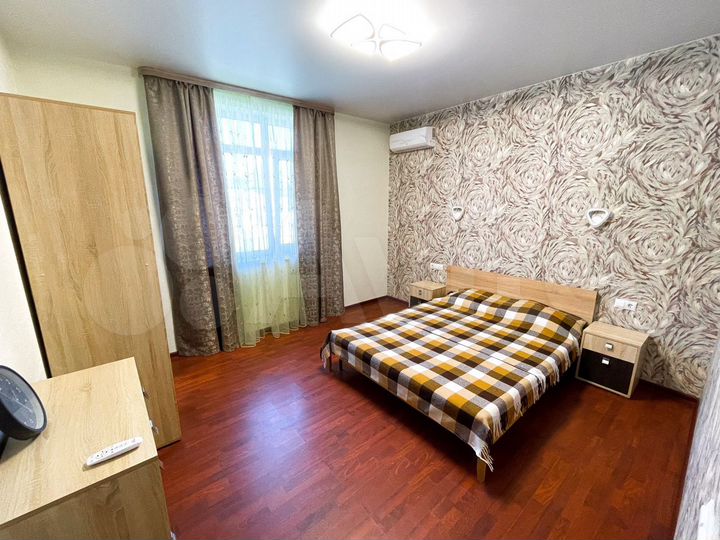 2-к. квартира, 60 м², 1/2 эт.