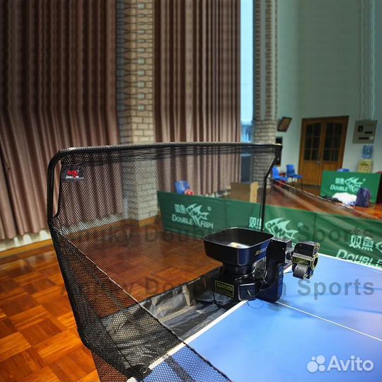 Робот для настольного тенниса