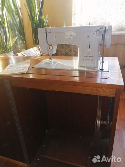 Швейная машинка мальва
