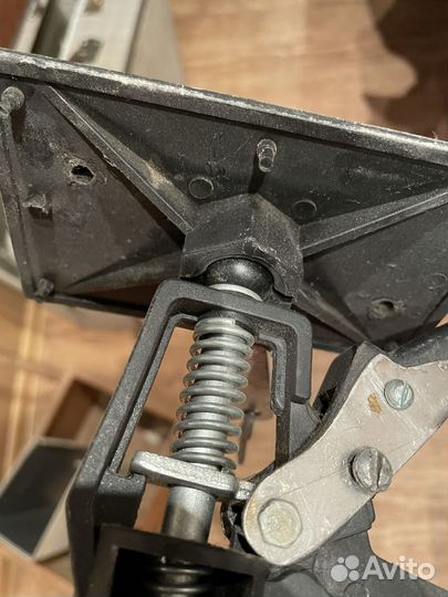 Стойка телескопическая 3м