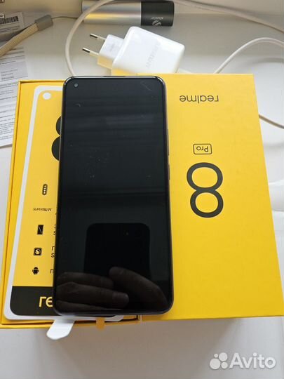 realme 8 Pro, 6/128 ГБ