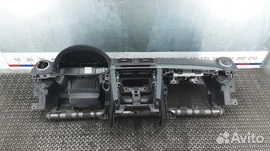 Панель приборов (торпедо) mazda 3 1 (HBR14IS01)